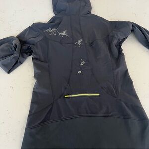 Lululemon fitted run jacket